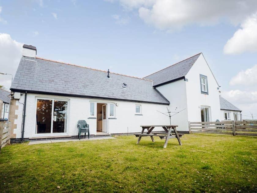 Celtic Haven Hotell Lydstep Exteriör bild